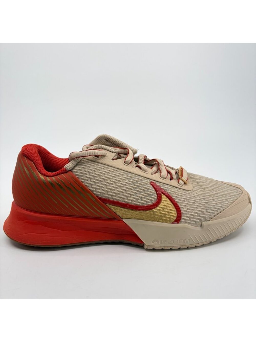NikeCourt Air Zoom Vapor Pro 2 Womens Size 8 Beige Red Running Shoes Sneakers
